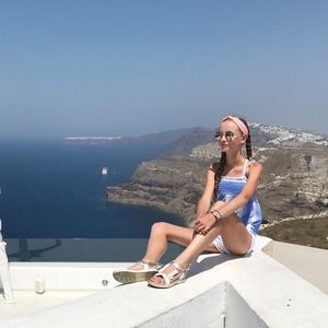 Meet your Posher, Julia